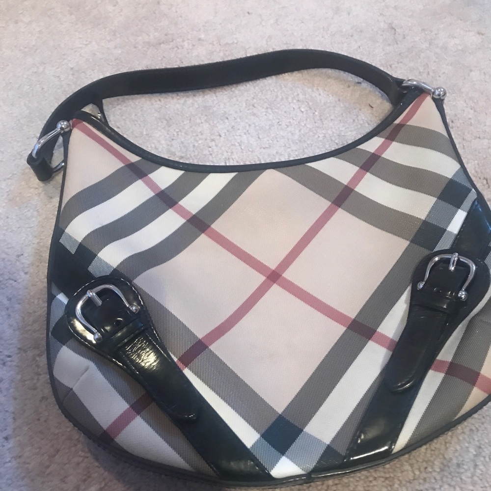 Burberry purse